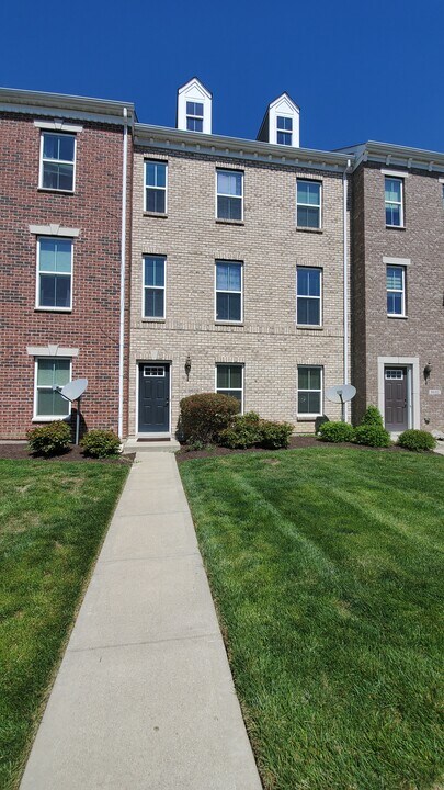 9618 Union Park in West Chester, OH - Building Photo
