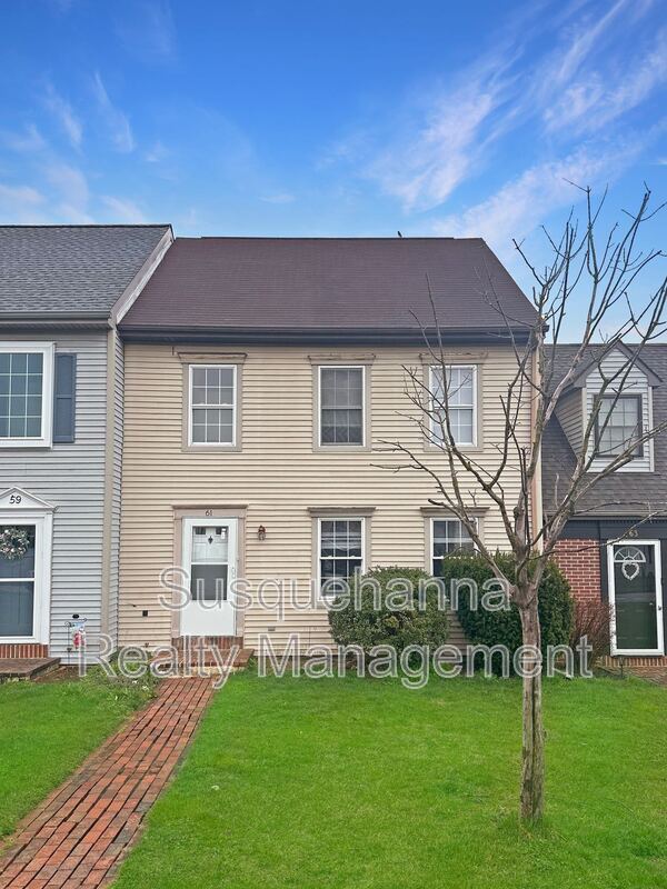 property at 61 Carriage House Dr
