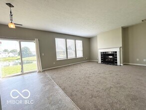 6647 Crestwell Ln in Indianapolis, IN - Building Photo - Building Photo
