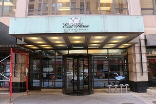 30 E Huron St, Unit Apt 4601 in Chicago, IL - Building Photo