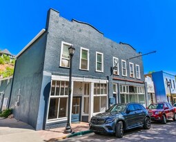 14 1/2 Ruxton Ave in Manitou Springs, CO - Building Photo