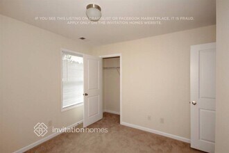 8123 Brookbend Dr in Douglasville, GA - Building Photo - Building Photo