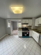 2404 S 18th St in Pittsburgh, PA - Building Photo - Building Photo