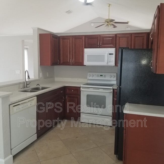 3359 Hillmont Cir in Orlando, FL - Building Photo - Building Photo