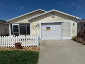 2829 Burgos Dr in the Villages, FL - Building Photo