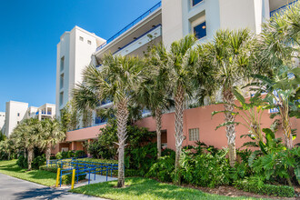 5300 S Atlantic in New Smyrna Beach, FL - Building Photo - Building Photo