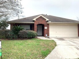 9119 Melody Park Ln in Houston, TX - Building Photo