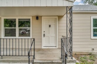 804 S Bleckley Dr in Wichita, KS - Building Photo - Building Photo