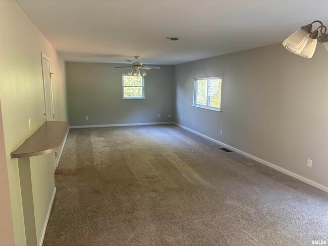 3813 W Brighton Ave in Peoria, IL - Building Photo - Building Photo