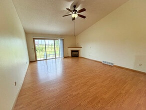 5562 165th St E in Chippewa Falls, WI - Building Photo - Building Photo