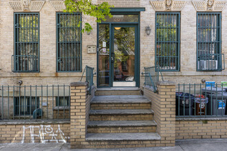 289 Troutman St in Brooklyn, NY - Building Photo - Building Photo