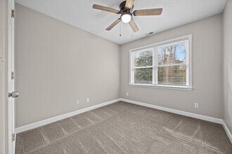 107 Laura Ln in Lillington, NC - Building Photo - Building Photo