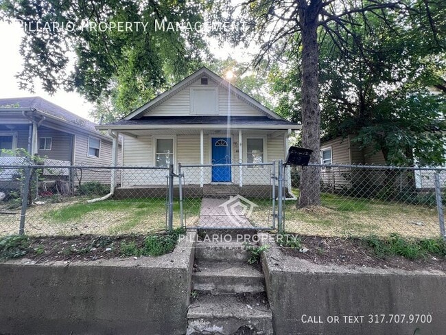property at 555 S Harris Ave