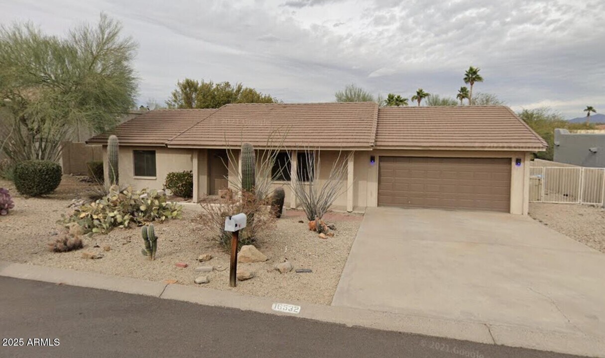 16532 E Briarwood Dr in Fountain Hills, AZ - Building Photo