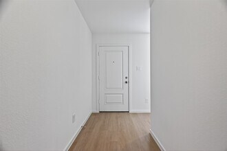 18111 Buddy Riley Blvd in The Woodlands, TX - Building Photo - Building Photo