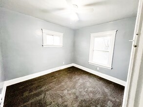 13508 Benwood Ave in Cleveland, OH - Foto de edificio - Building Photo