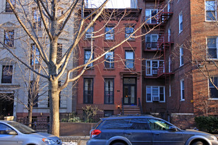 215 Park Pl Apartments