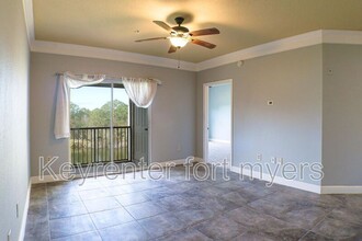 11530 Villa Grand in Ft. Myers, FL - Building Photo - Building Photo