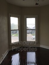 1018 N Olive St in San Antonio, TX - Building Photo - Building Photo