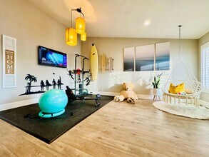 750 Lincoln Ave in Walnut, CA - Foto de edificio - Building Photo