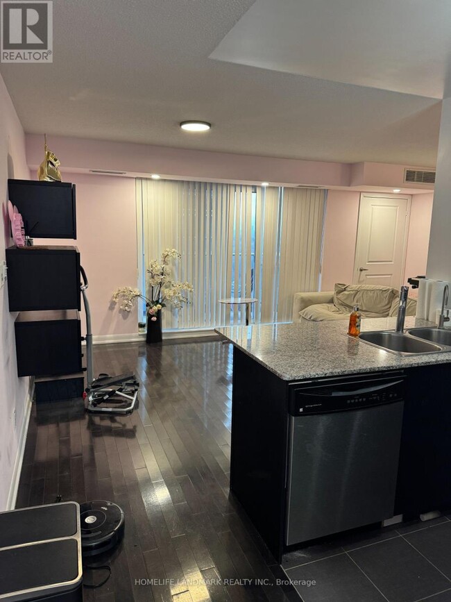 5791-5791 Yonge St