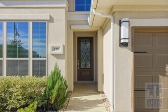 216 Monrovia Wy in Liberty Hill, TX - Building Photo - Building Photo