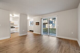 10820 E 3rd Ave in Spokane Valley, WA - Building Photo