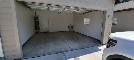 69 Locust St in Woodland, CA - Building Photo - Building Photo