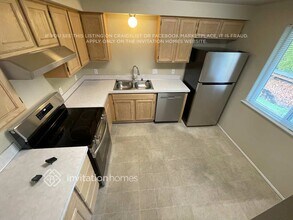 1111 Willow St in Sumner, WA - Building Photo - Building Photo