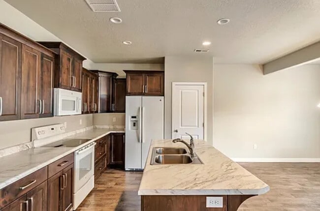 11891 Rushmore Park Ln in Herriman, UT - Building Photo - Building Photo
