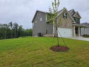 3856 Lockaby Way in Lawrenceville, GA - Building Photo - Building Photo