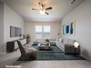 1609 Cansler Dr in Krum, TX - Building Photo - Building Photo