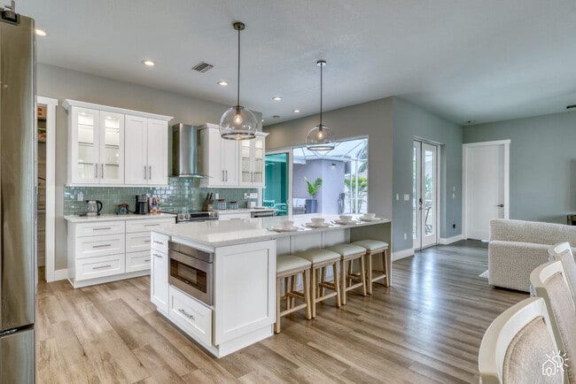 1669 Colleen St, Unit ID1346496P in Sarasota, FL - Foto de edificio - Building Photo