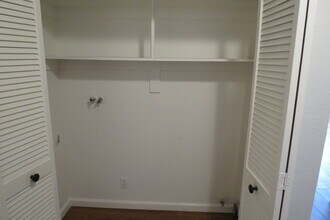 357 E Providencia Ave in Burbank, CA - Building Photo - Building Photo