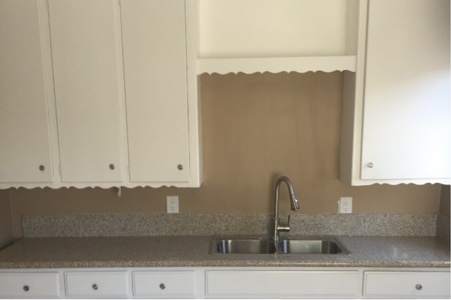 9305 San Luis Ave, Unit 9305 San Luis Ave Apt. B