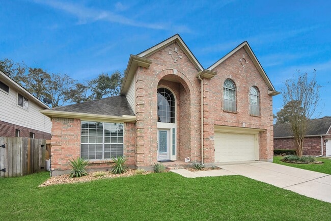 1802 Whispering Forest Dr in Houston, TX - Building Photo - Building Photo