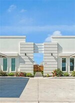 10 Marcela Dr in Weslaco, TX - Building Photo