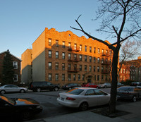 92 E 53rd St in Brooklyn, NY - Foto de edificio - Building Photo