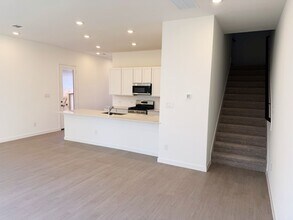 2218 Via Vicky Rd in Houston, TX - Building Photo - Building Photo