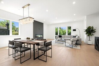 9214 Washington St in Niles, IL - Building Photo - Building Photo