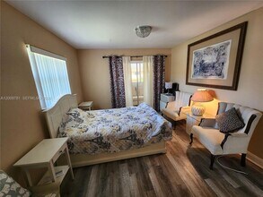 232 Saxony Trail, Unit 232 in Delray Beach, FL - Foto de edificio - Building Photo