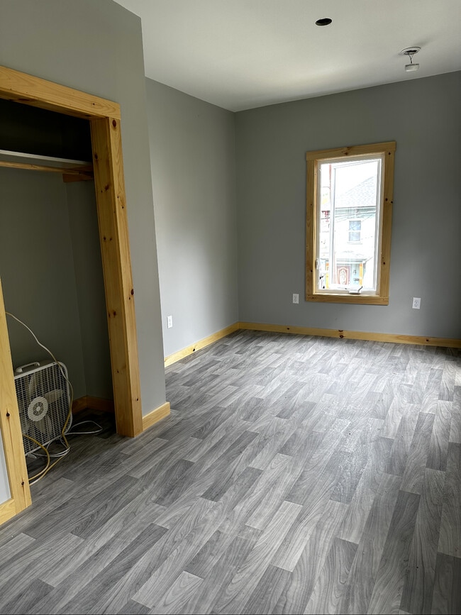 15 Third St, Unit 1st Floor