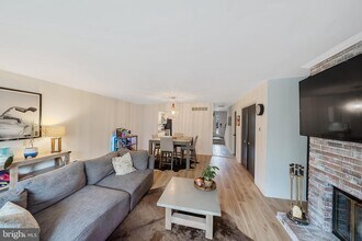 7 Foxtail Ct in Newark, DE - Foto de edificio - Building Photo