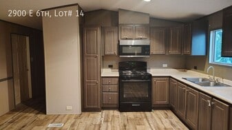 2900 E 6th Ave in Stillwater, OK - Building Photo