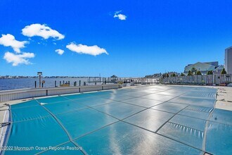 323 Cove Dr in Mantoloking, NJ - Building Photo - Building Photo