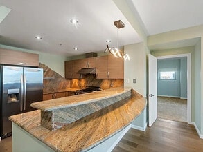 1 Mandalay Pl in South San Francisco, CA - Building Photo - Building Photo