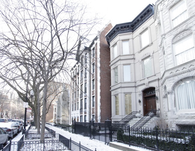 1430 N Dearborn St in Chicago, IL - Foto de edificio - Building Photo