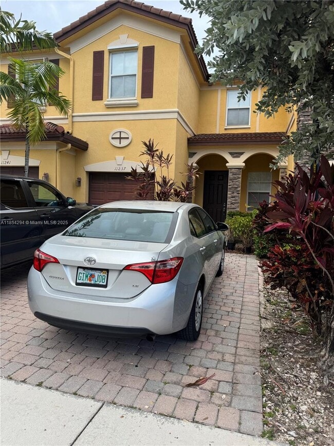 property at 11237 NW 87th St