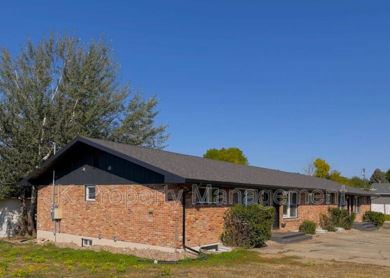 2000 6th St NE in Great Falls, MT - Building Photo