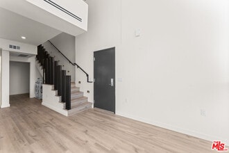 3105 Bellevue Ave in Los Angeles, CA - Foto de edificio - Building Photo